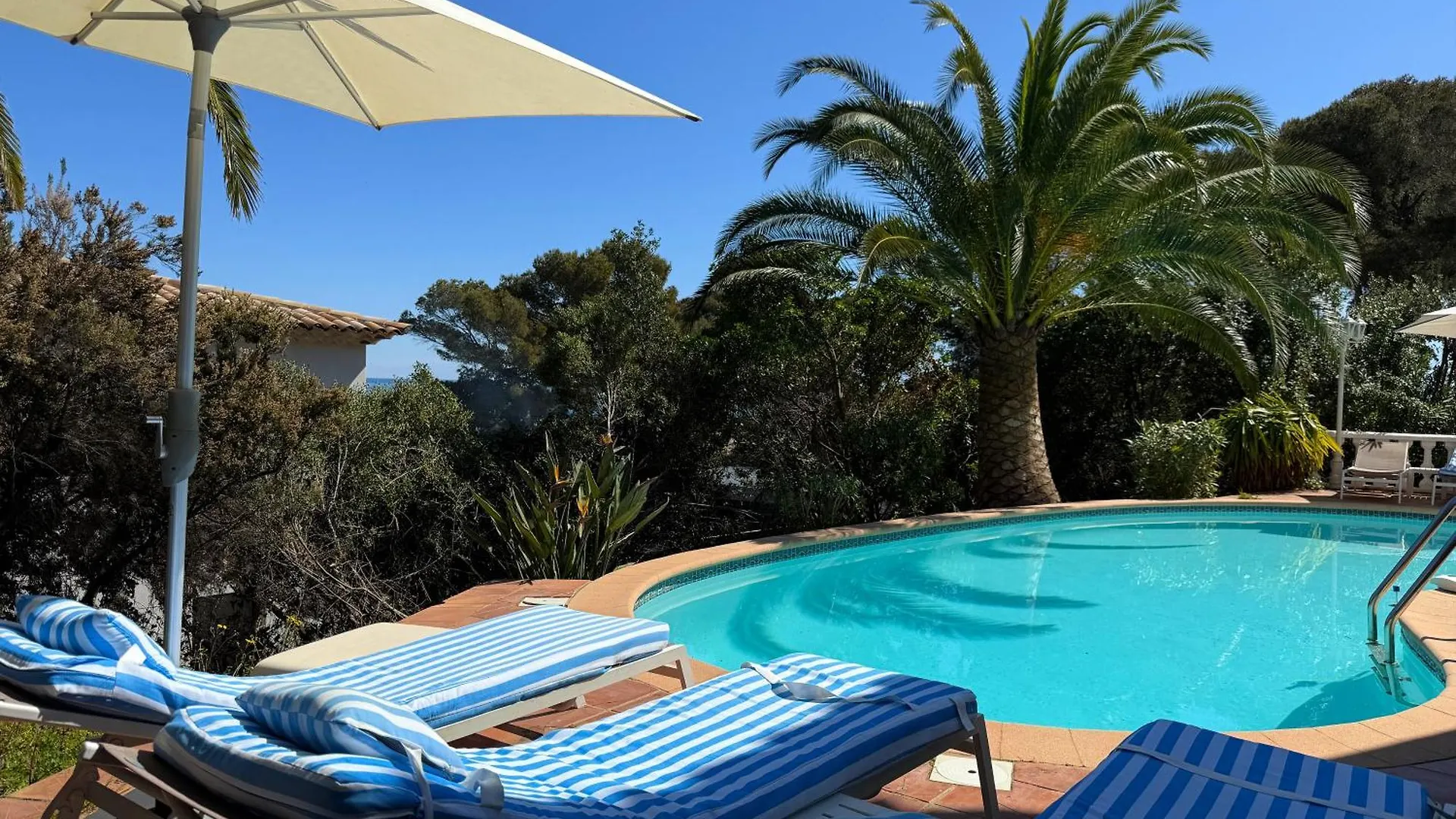 Villa Bluesky - En Bord De Mer - Vue Panoramique Sur La Mer Saint-Peire-sur-Mer 0*,  France